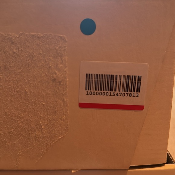 Acne Studios men’s size 42 us9 navy and white striped high tops new in box - Picture 7 of 7